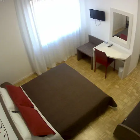 A Due Passi Dal Cielo Nocleg ze śniadaniem 3*