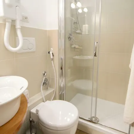 Nocleg ze śniadaniem A Due Passi Dal Cielo Jesi